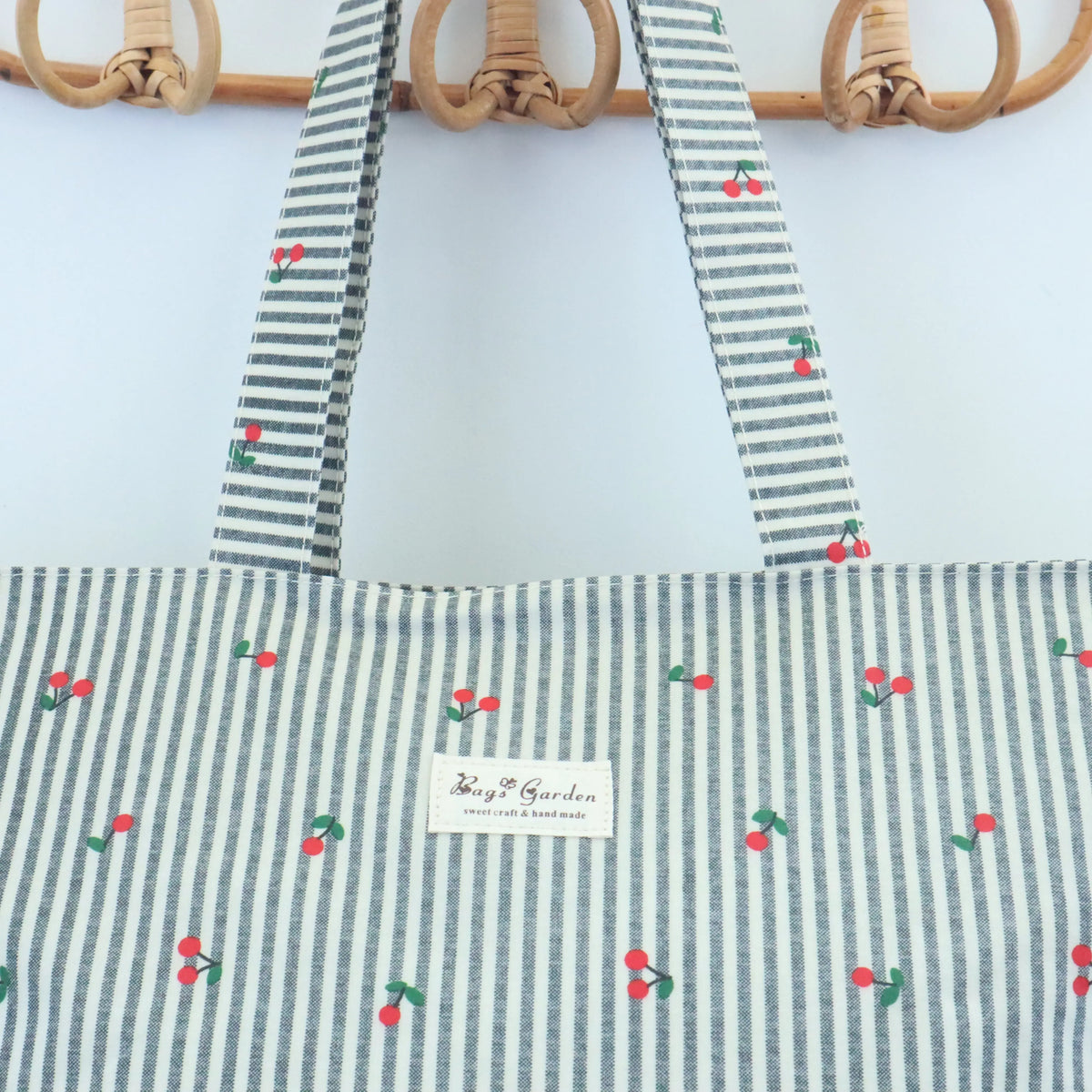 Bolsa de playa ligera impermeable cerezas gris Bags Garden