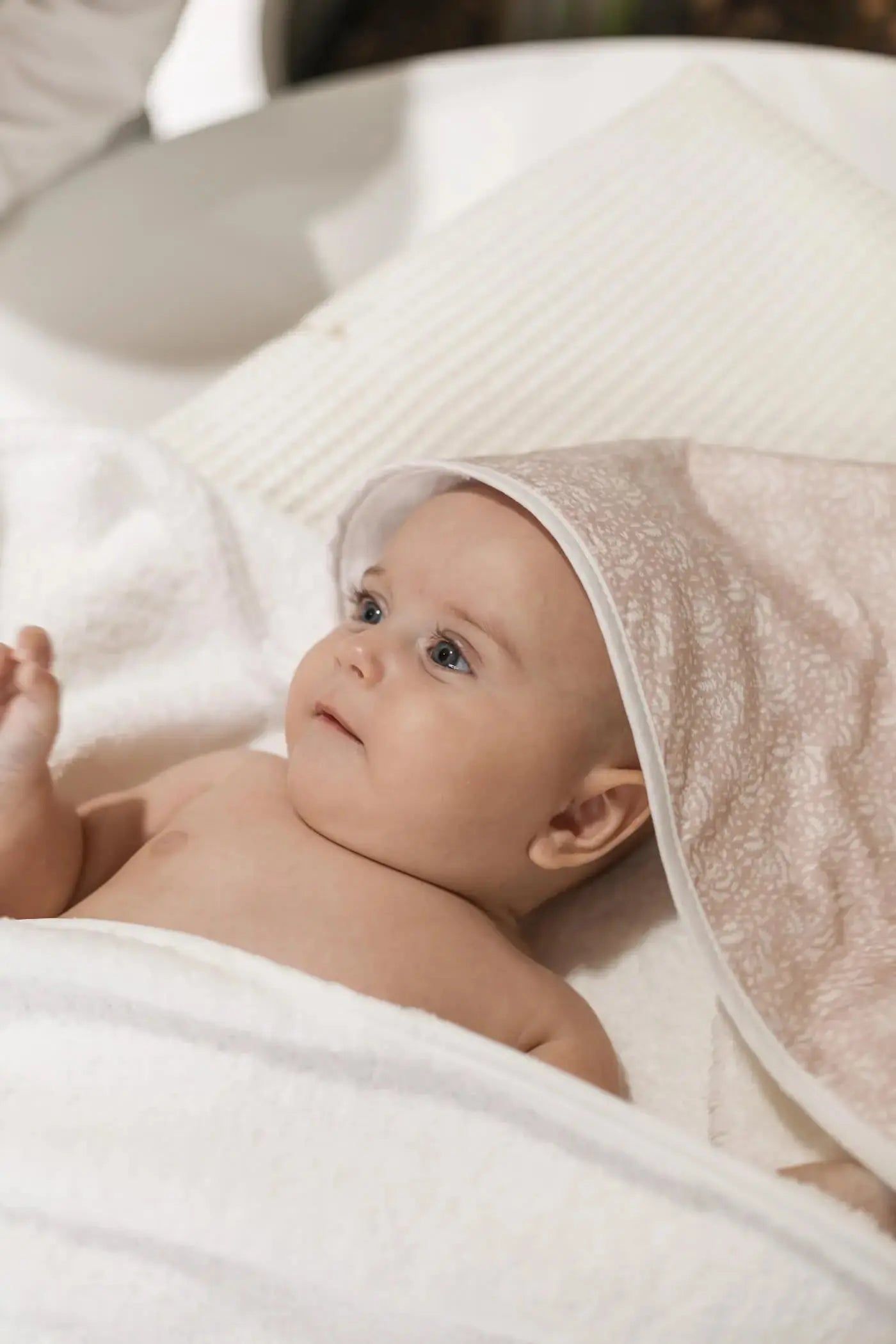 Capa de baño de bebe Capa de baño de bebe Lirios Rosas Bapum Kids