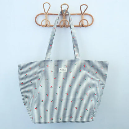 Bolso de playa impermeable Cerezas raya gris Bags Garden