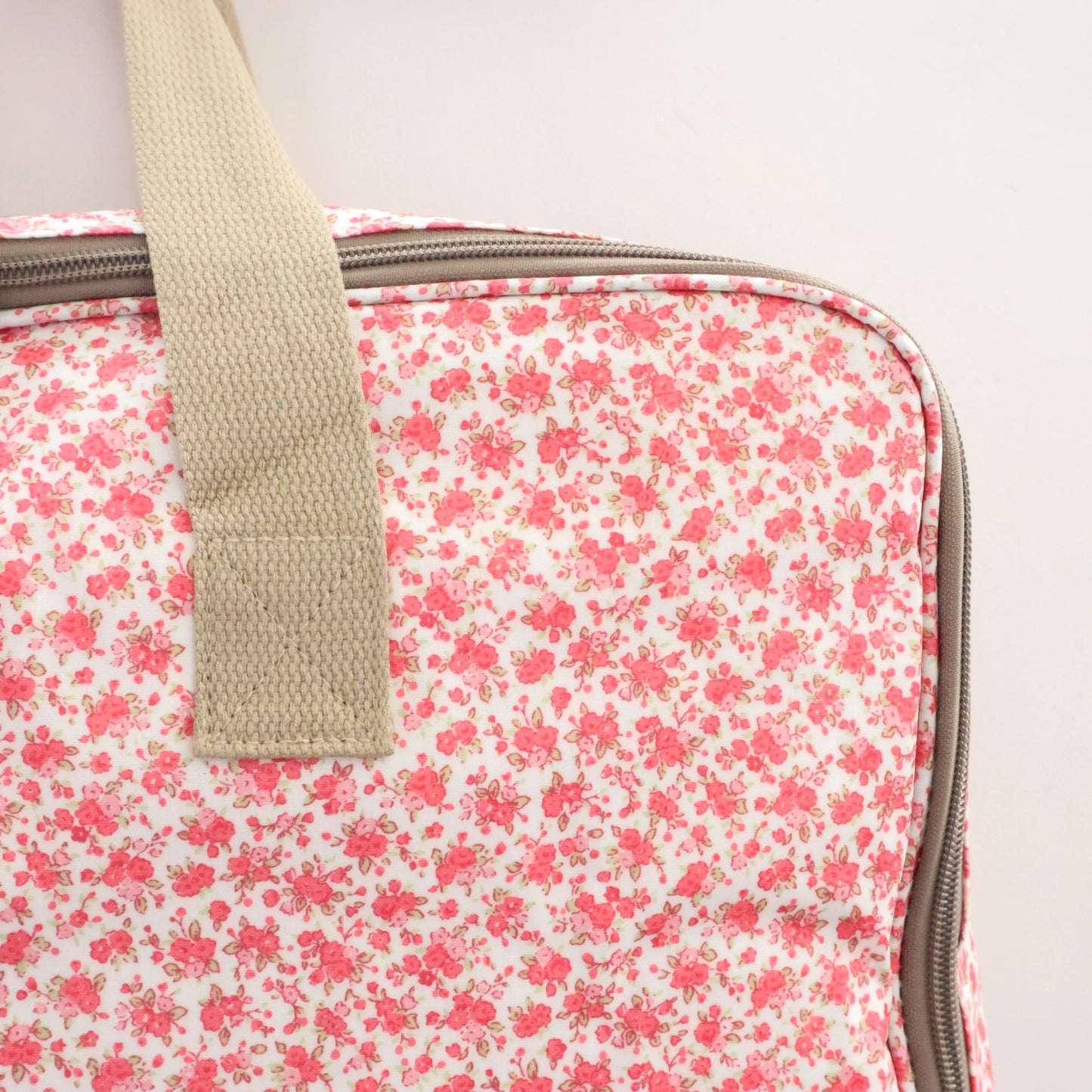 Maleta waterproof Fresa Bags Garden Maternidad