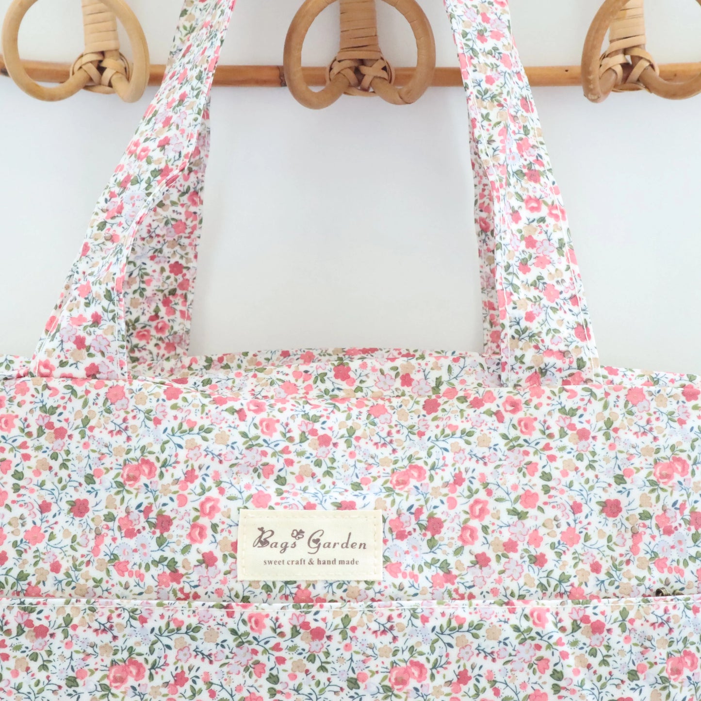 Maletita cofrada waterproof Vainilla Bags Garden