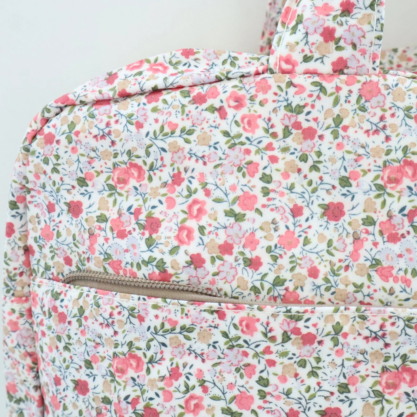 Maletita cofrada waterproof Vainilla Bags Garden