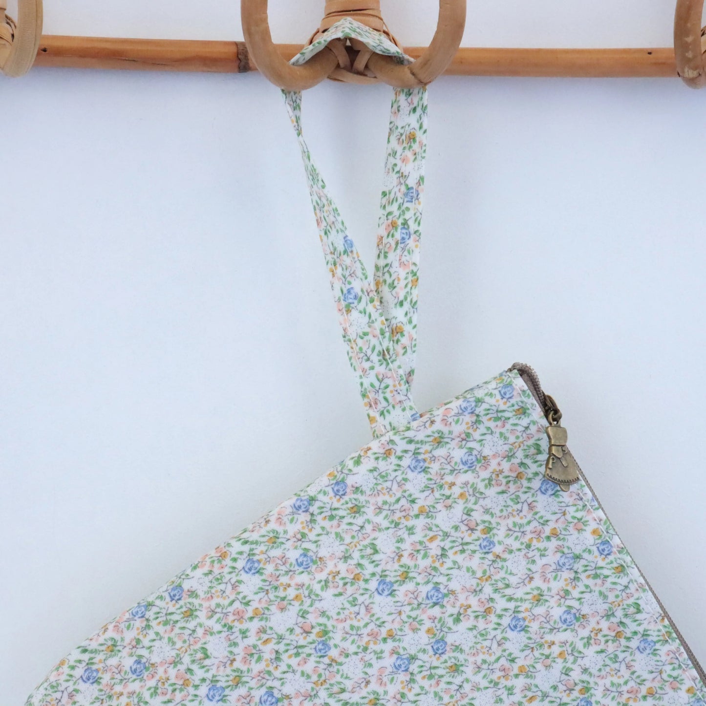 Neceser Maxi Impermeable Floral Uva Bags Garden