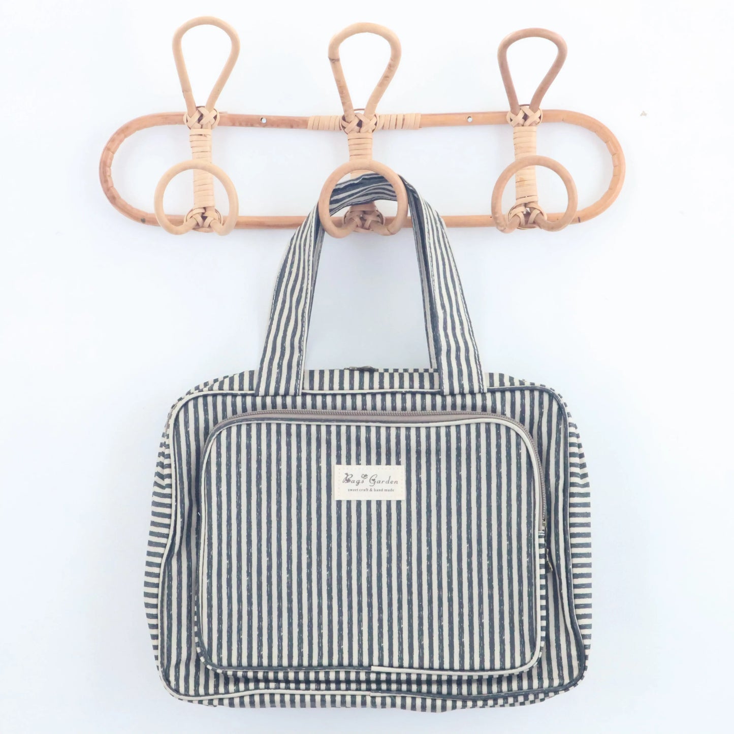 Bags Garden bolso de mano Neceser Maxi compartimentos waterproof Rayas Negro Bags Garden Bags Garden