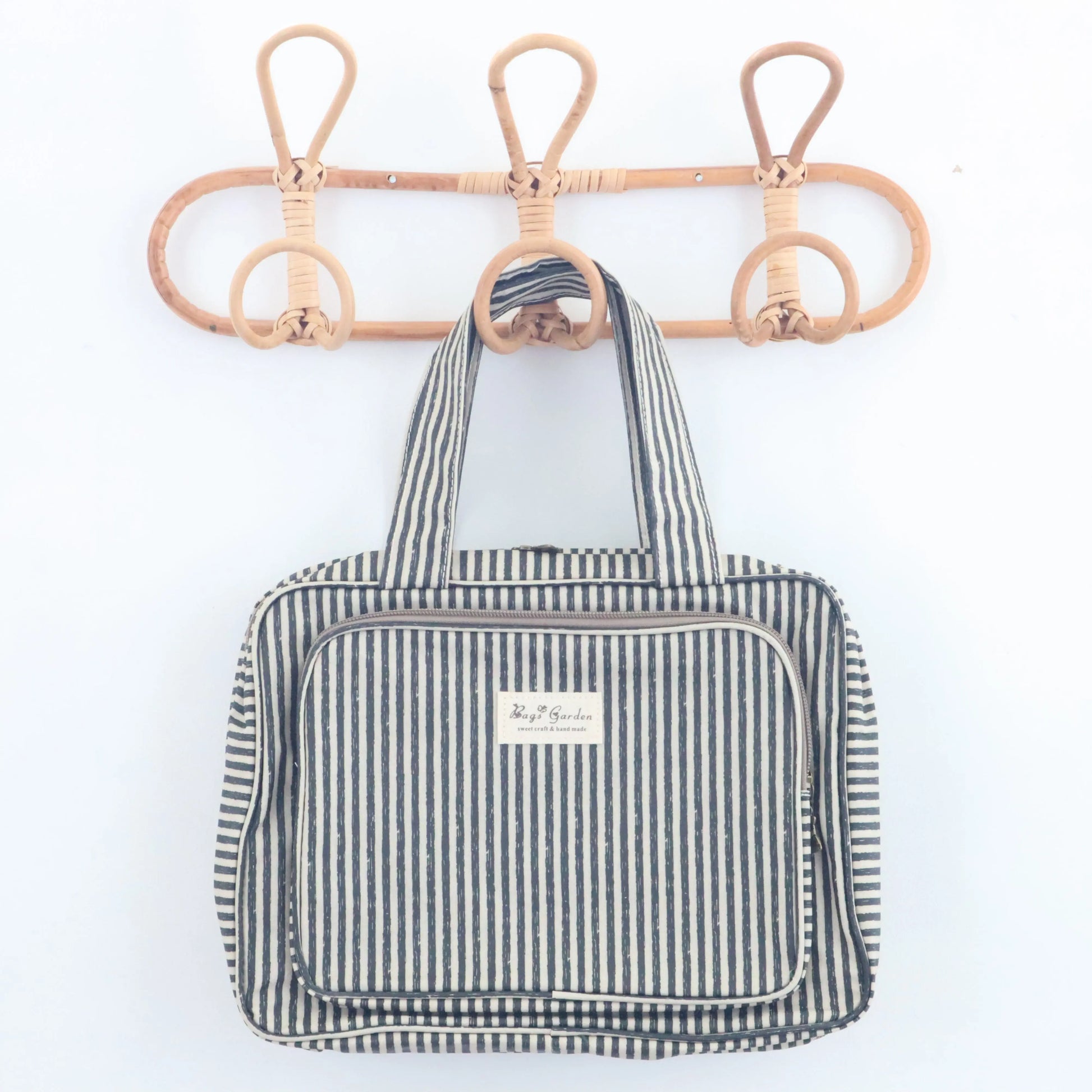 Bags Garden bolso de mano Neceser Maxi compartimentos waterproof Rayas Negro Bags Garden Bags Garden