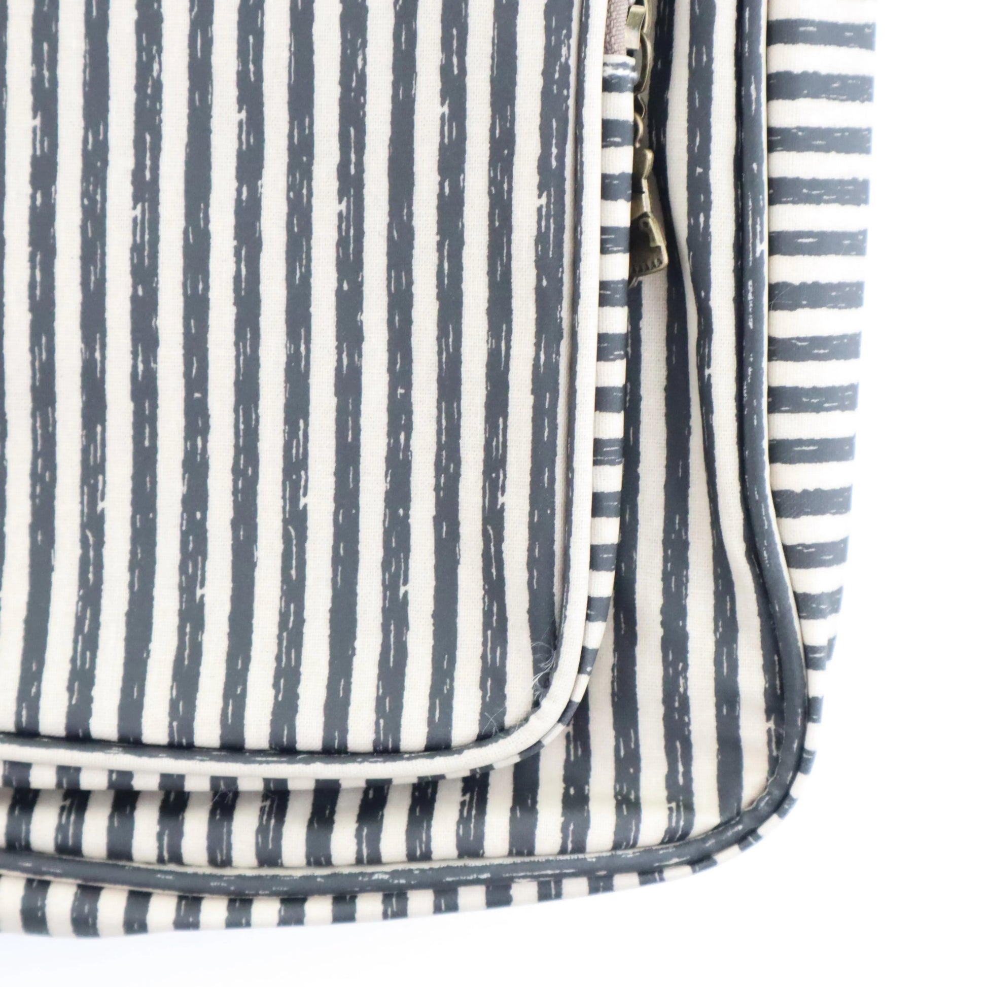 Bags Garden bolso de mano Neceser Maxi compartimentos waterproof Rayas Negro Bags Garden Bags Garden