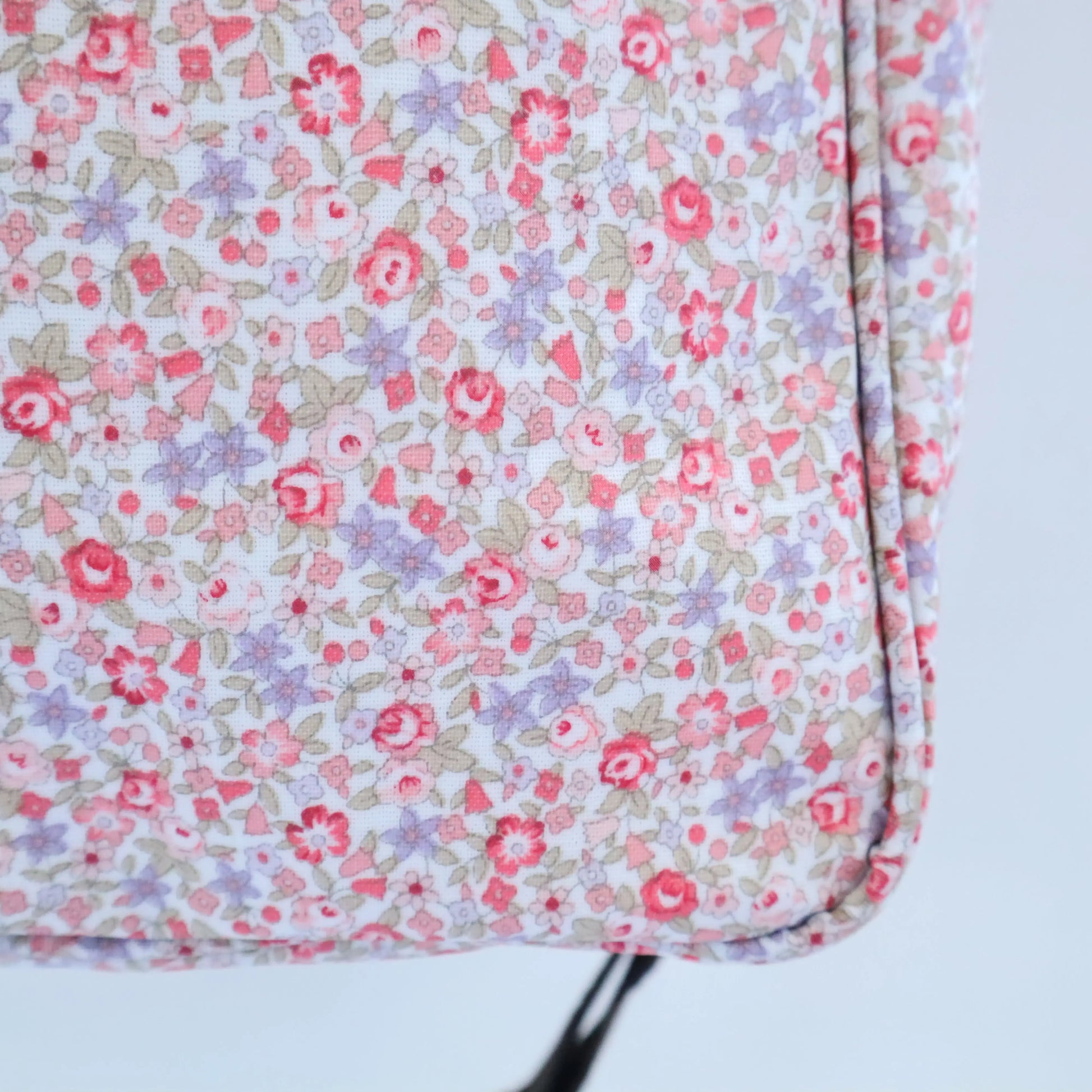 Nevera impermeable cuadrada Bags Garden – Diseño Flores Frambuesa - Bags Garden