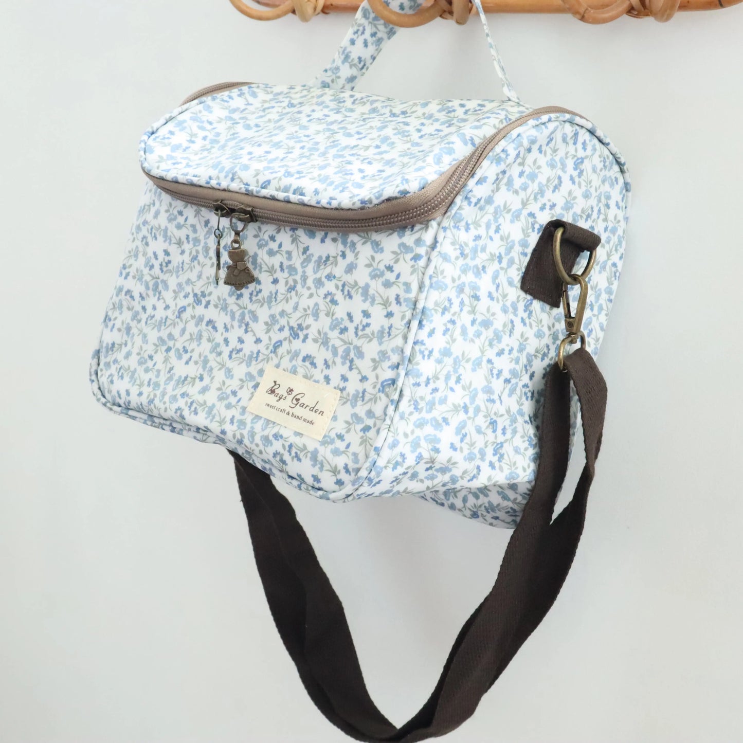Nevera ovalada impermeable Higo Bags Garden