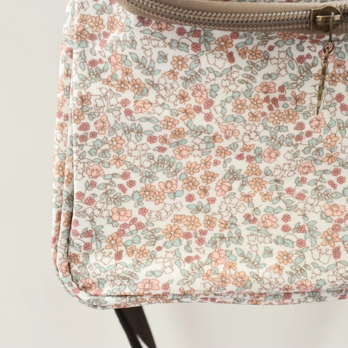 Neverita impermeable Naranja Bags Garden