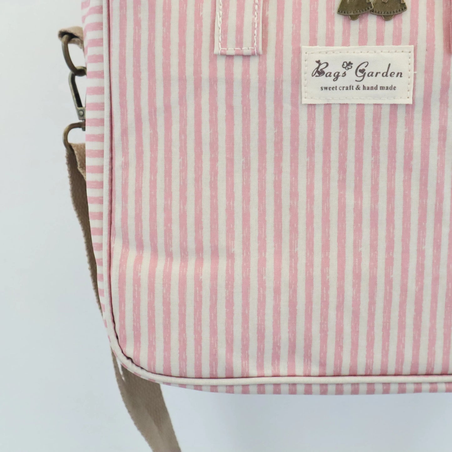 Neverita impermeable cuadrada Rayas Empolvado Bags Garden