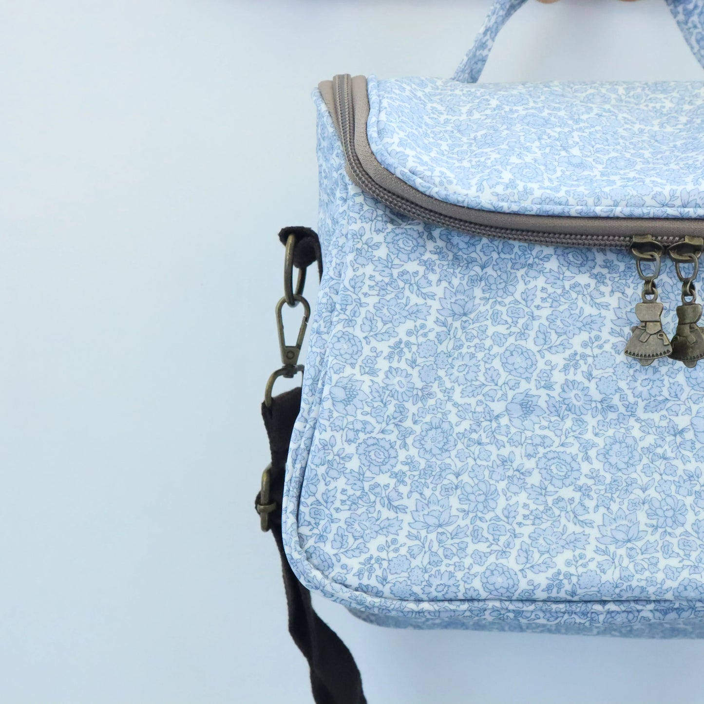Neverita impermeable Piña Bags Garden